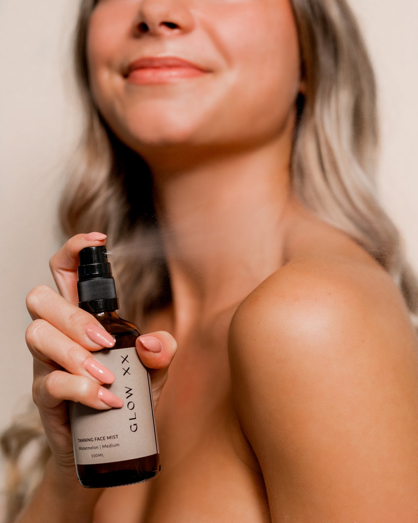 GLOW XX FACEMIST