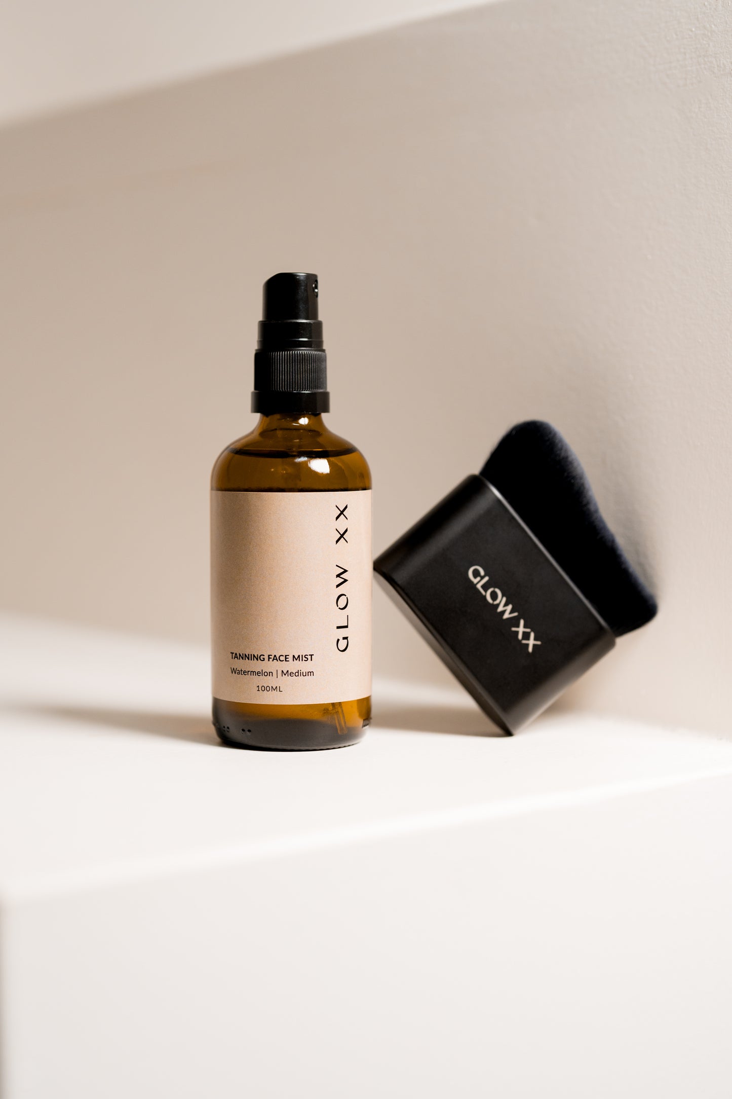 GLOW XX FACEMIST + BRUSH